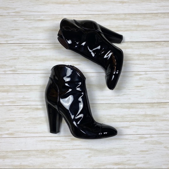 BURBERRY black patent leather ankle boots - Picture 7 of 14